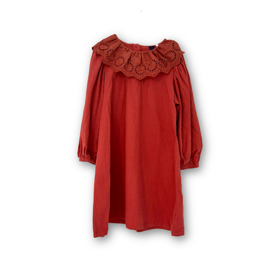 Lace collar dress
